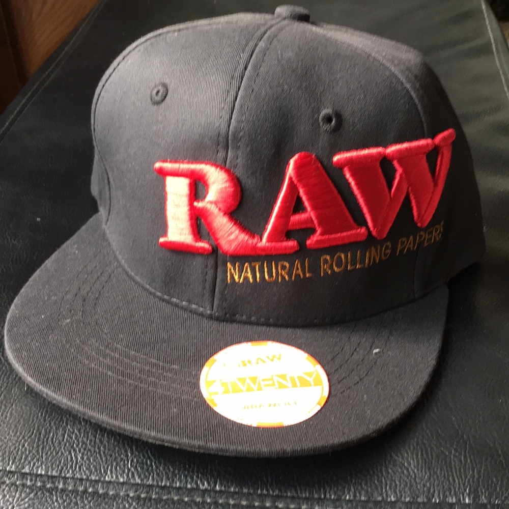 RAW flex fit hat. Brand new. RAW family hat